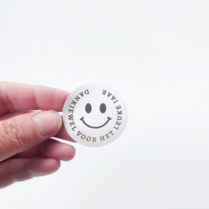 sticker wit het leuke jaar 4 cm