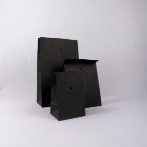 geschenkzak zwart 16 x 12 x 20 cm